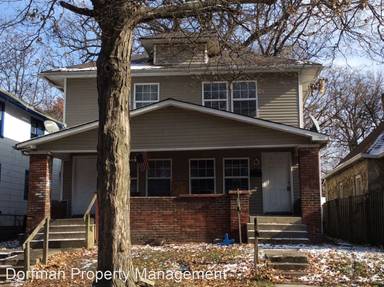 Main picture of 1129 N Lasalle St