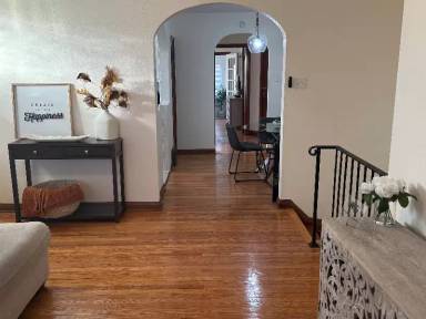 Main picture of 3919 Alberta St