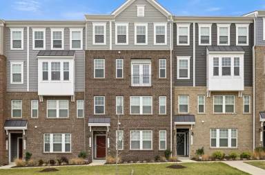 Main picture of 9729 Tealbriar Dr