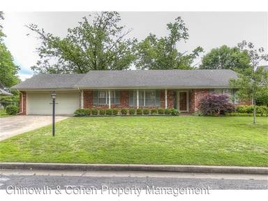 Main picture of 5834 E 47th St