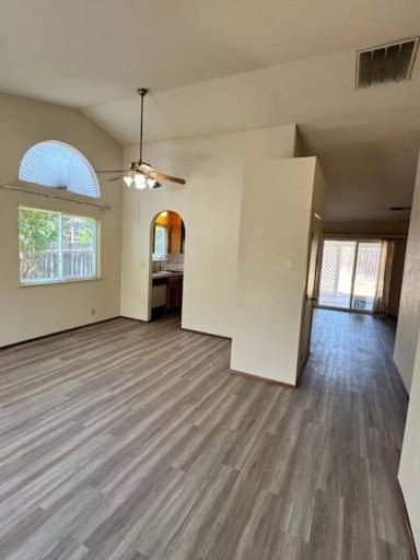 Main picture of 567 Shell Dr