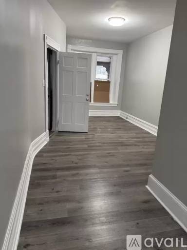 Main picture of 222 Clymer St