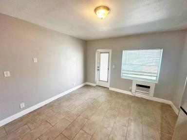Main picture of 623 NE 8th Ave