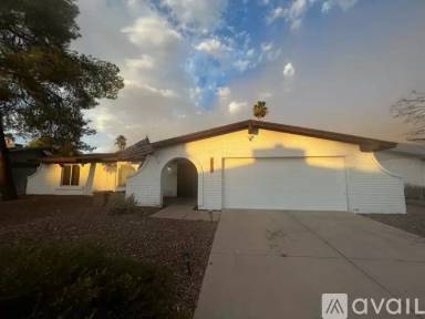Main picture of 2859 S Las Palmas