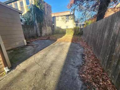 Main picture of 408 Market St