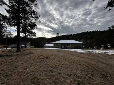 Main picture of 192 Chickadee Ln