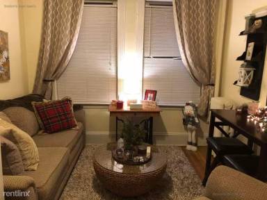 Main picture of 1310 Commonwealth Ave