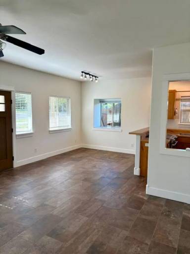 Main picture of 611 N 15th Ave