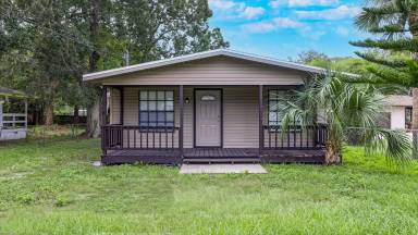 Main picture of 1584 Selma Ave