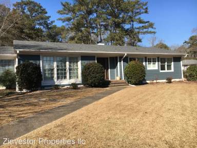 Main picture of 1924 Deo Dara Dr