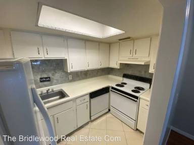 Main picture of 456 Banyon Tree Cir