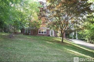 Main picture of 517 W Lelia St