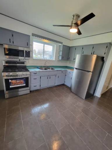 Main picture of 2858 Mercer Rd