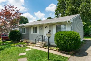 Main picture of 3957 Hillman Rd W