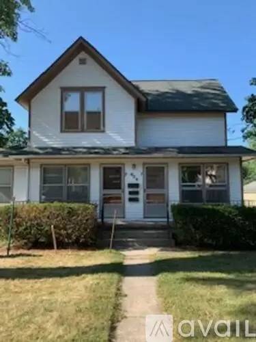 Main picture of 606 Wheaton Ave