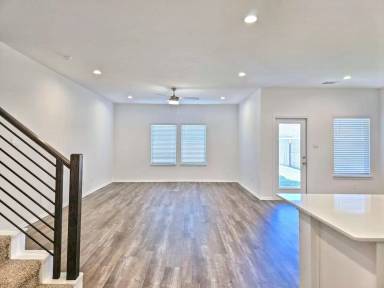 Main picture of 4904 Almond Terrace Dr