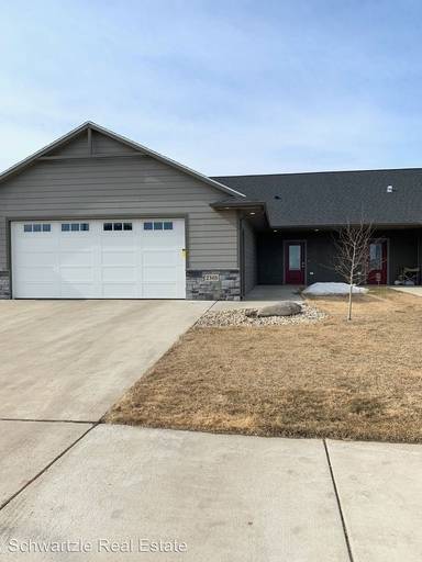 Main picture of 2305 N Main Ave
