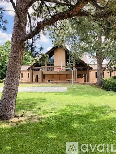 Main picture of 1460 Greenbriar Blvd