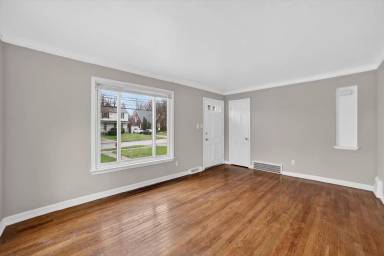 Main picture of 1568 Parker Dr