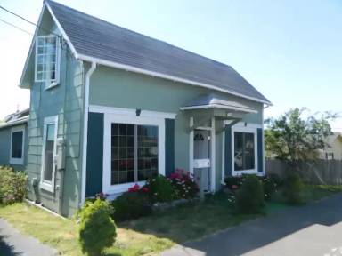Main picture of 1116 C St