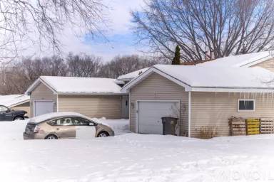 Main picture of 16979 Elm Ave SW