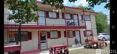 Main picture of 1455 Hillcrest Dr