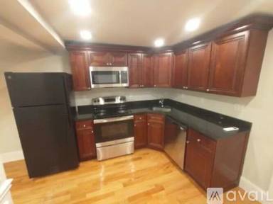 Main picture of 101 Morse St