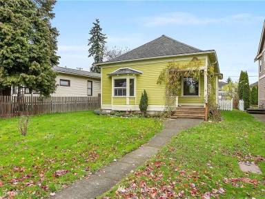 Main picture of 2320 King St
