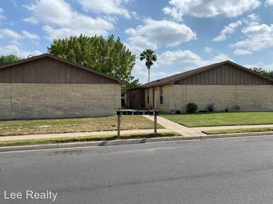 Main picture of 2017 Kerria Ave