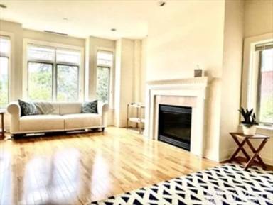Main picture of 630 Hammond St
