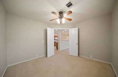 Main picture of 5125 Knollwood