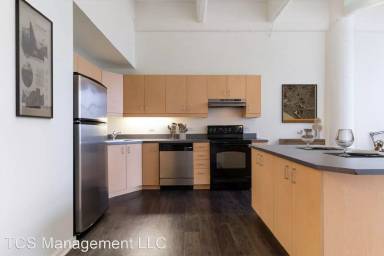 Main picture of Lofts 640