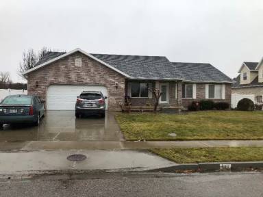 Main picture of 827 E 575 N