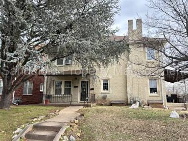 Main picture of 1565 S Gillette Ave