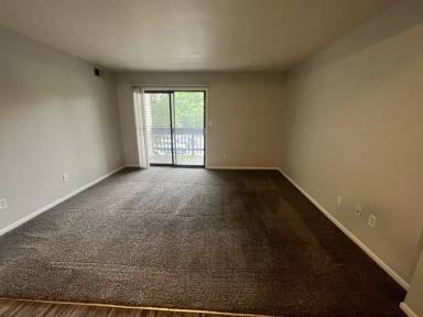 Main picture of 360 S Rosenberger Ave