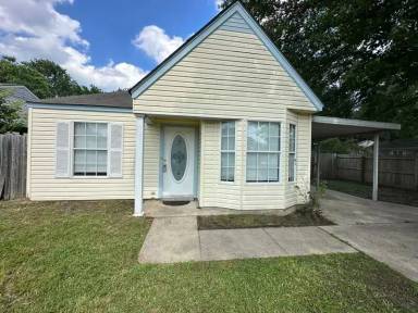 Main picture of 4202 Savannah Cir