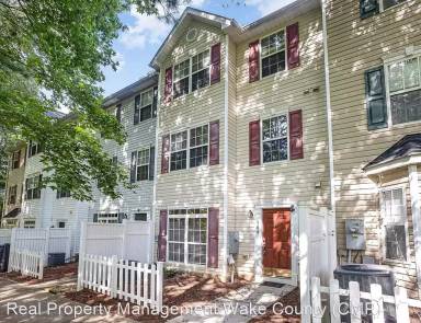 Main picture of 2920 Barrymore St