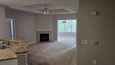 Main picture of Twelve Oaks
