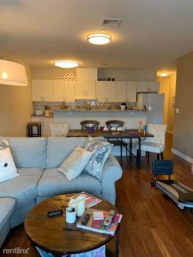 Main picture of 425 New York Ave