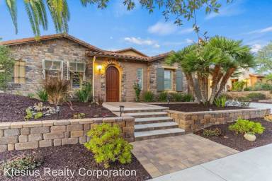 Main picture of 3208 Corte Pacifica