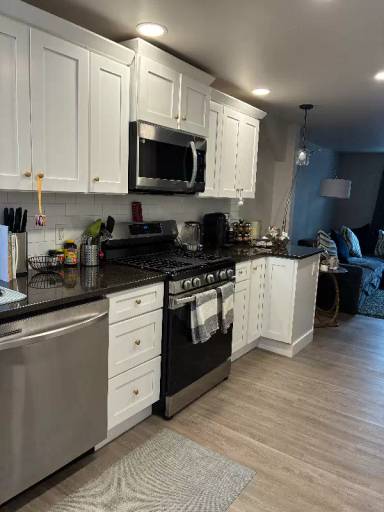 Main picture of 915 Union St
