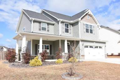 Main picture of 441 Stonebriar Ave