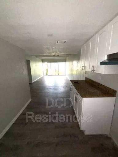 Main picture of 5521 Forest Haven Cir