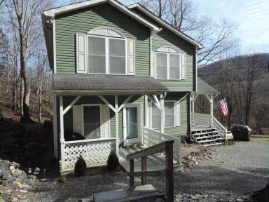 Main picture of 186 Grandfather Farms Rd