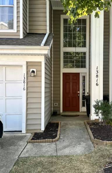 Main picture of 13816 King Frederick Way