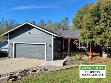Main picture of 16566 Curtis Ct