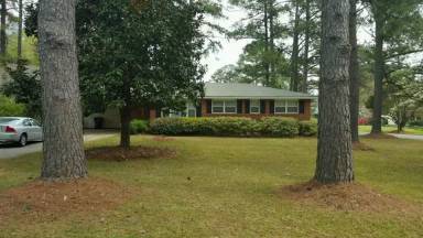 Main picture of 1705 Elmwood Rd