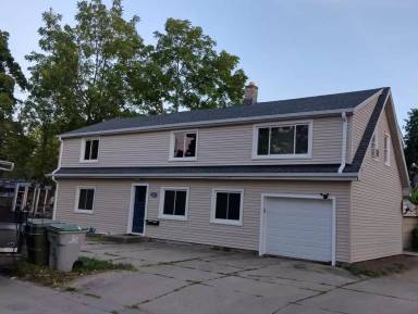 Main picture of 5693 N 42nd St