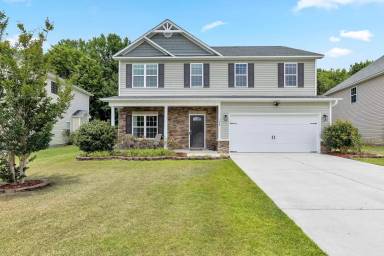 Main picture of 108 Long Pond Dr