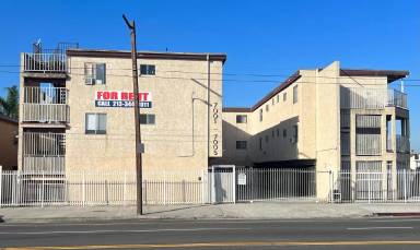 Main picture of 7005 S Main St